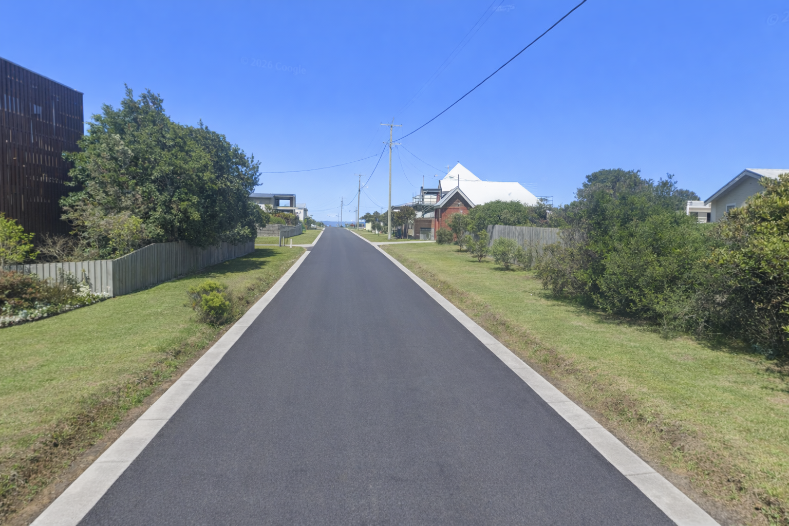 Example design 1 - road seal with concrete edging
